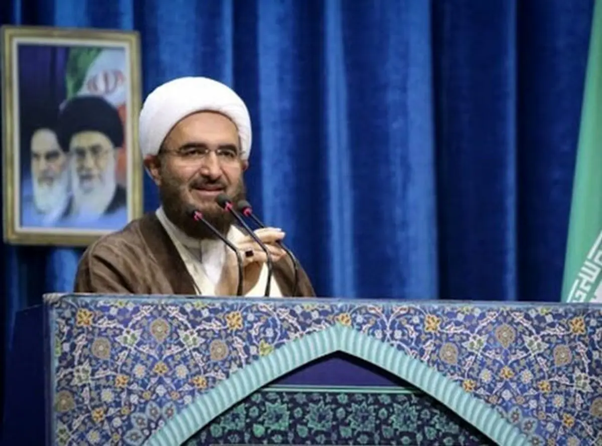 گسترش پوچ‌گرایی از اهداف دشمن است