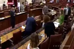 حمله موش بزرگ به مجلس اندلس اسپانیا