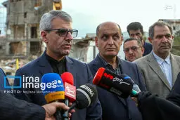 تصاویر تشییع پنج شهید در آستانه اشرفیه با حضور اسماعیل بقائی