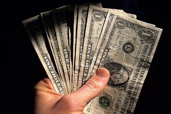 قیمت دلار، یورو و سایر ارزها امروز ۲۹ اردیبهشت ۱۴۰۴ | دلار تغییر کانال داد