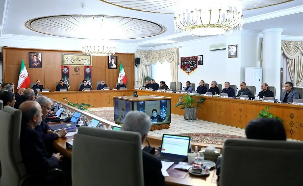 نقد روزنامه جوان به دولت: این مدیران به جای حرف‌های مفت باید بروند