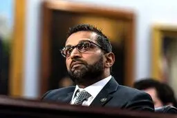 واکنش رئیس اف‌بی‌آی به شایعات استعفا؛ فعلاً نمی‌روم!