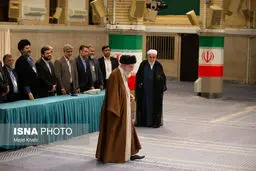 تصاویر حضور رهبر معظم انقلاب در انتخابات