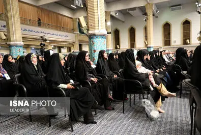 رهبر انقلاب نخبگان