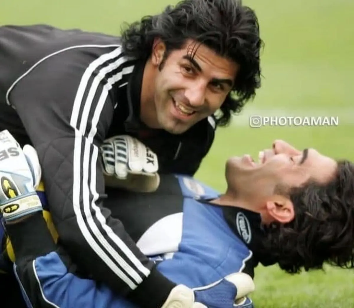 عقاب آسیا در آغوش داود فنایی/عکس