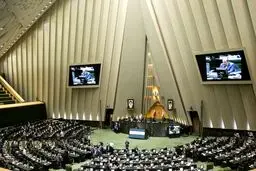 انتصابات فامیلی پای وزرای رئیسی را به مجلس باز کرد
