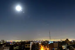 فیلم منتسب به اصابت موشک ایران به پایگاه العدید