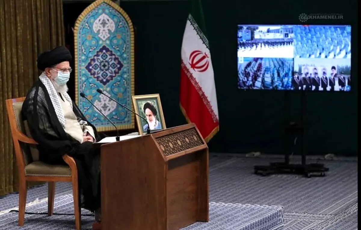 فرمانده کل قوا: نیروهای مسلح سپر دفاعی در برابر تهدیدهای دشمنان بیرونی و درونی هستند