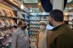تصاویر حضور رئیس مرکز اسناد انقلاب اسلامی در نمایشگاه کتاب