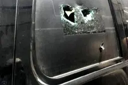 وزیر دفاع لبنان از سوء قصد جان به در برد