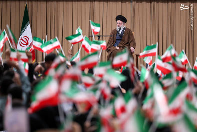 رهبر انقلاب