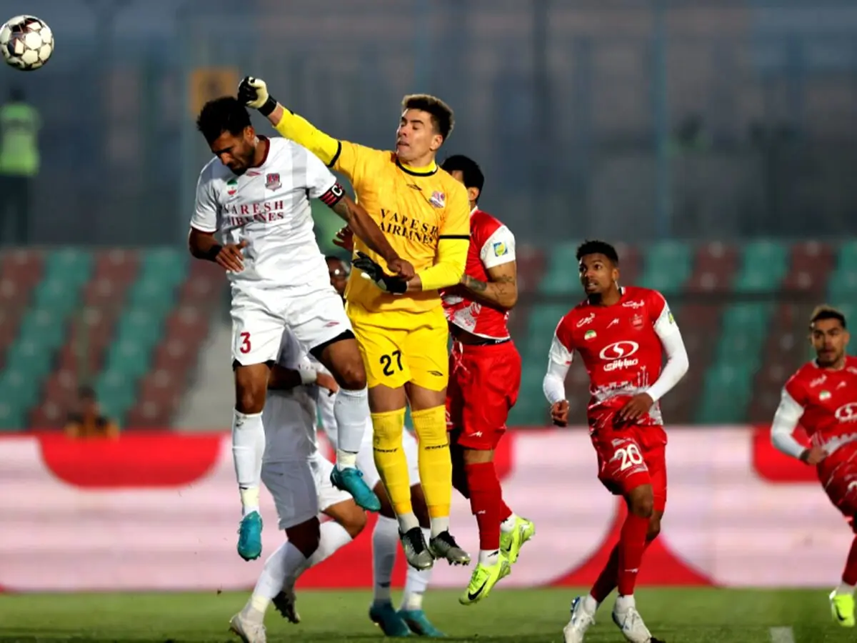 گزارش زنده: پرسپولیس 0 - نساجی 1