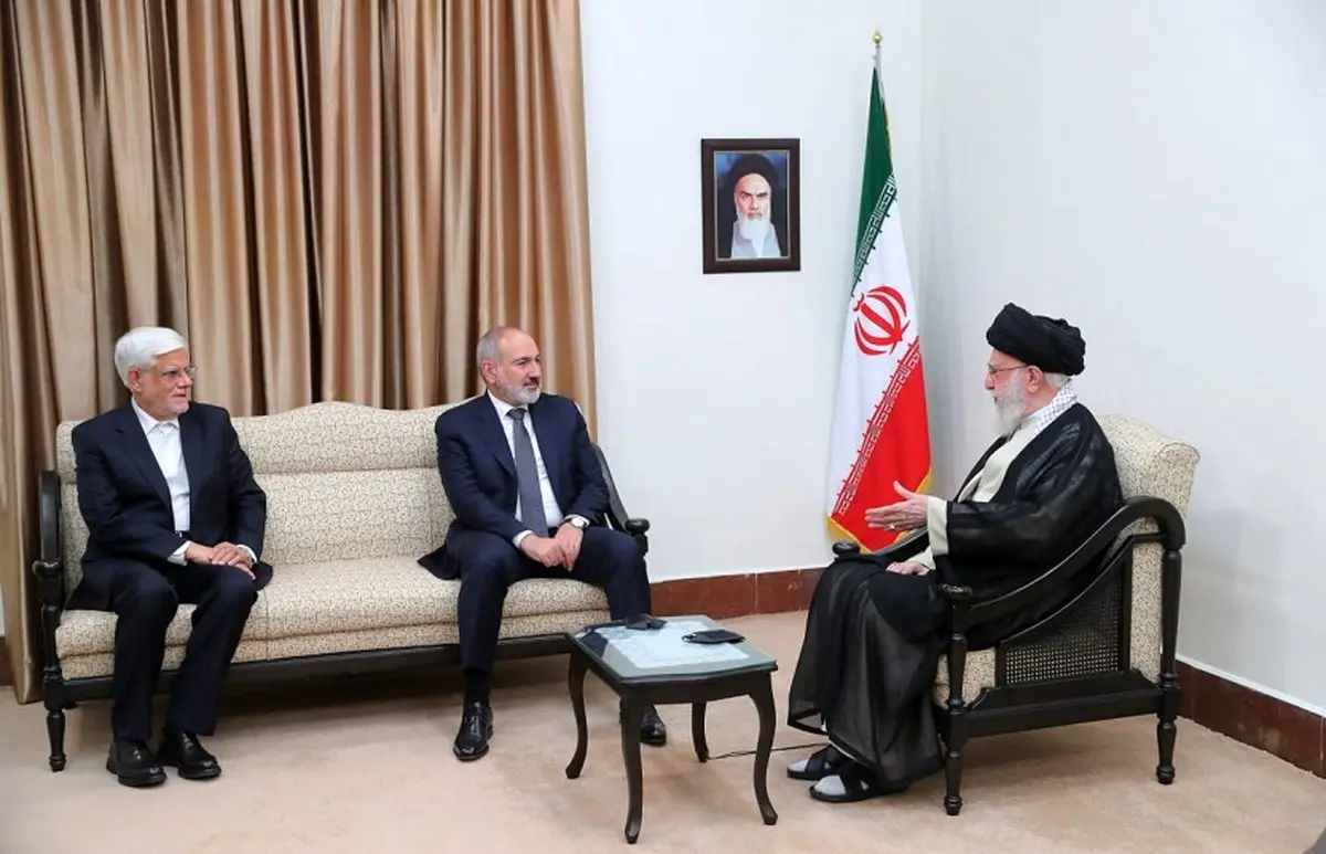 دیدار نخست وزیر ارمنستان و هیئت همراه با رهبر انقلاب