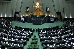 این افراد نمی‌توانند کاندیدای انتخابات مجلس شوند