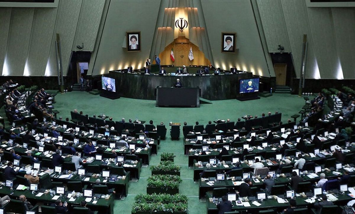 تایید تفاهم‌نامه مجلسی‌ها برای دریافت خودروی شاسی بلند