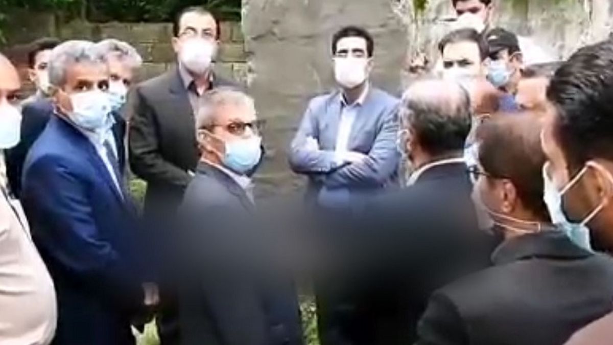 حمله به دوربین خبرنگار با دستور فرماندار لاهیجان! + فیلم