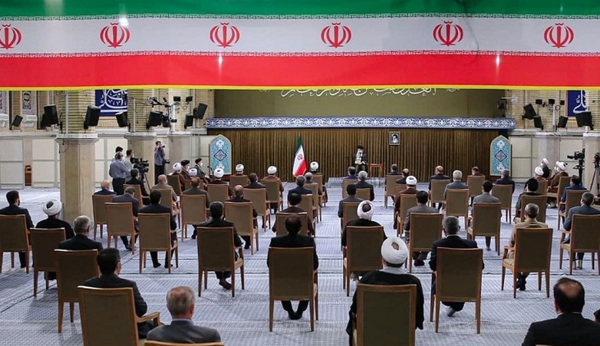 رهبر انقلاب: اروپا به قاتلان هفتم تیر پناه داد و وقیحانه ادعای حقوق بشر دارد