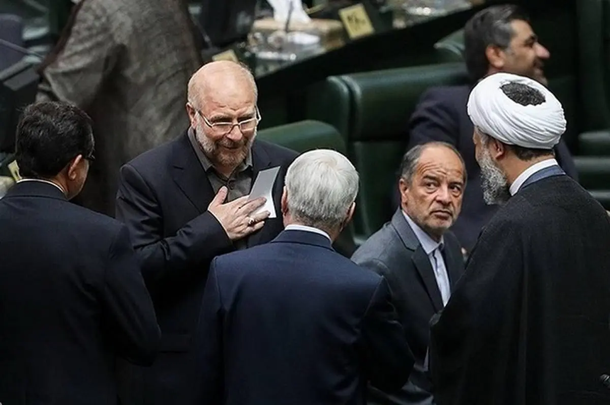 تیغ کشیدن پایداری‌ها و قالیبافی‌ها بر یکدیگر