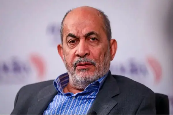 رفیق دوست : پایداری ادامه احمدی‌نژادیسم بندباز است