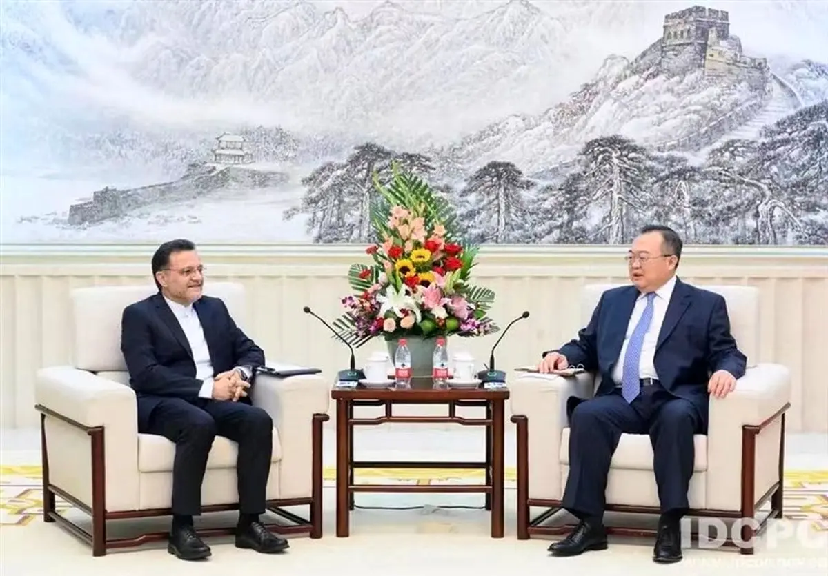 دیدار سفیر ایران با وزیر بین‌الملل حزب حاکم چین