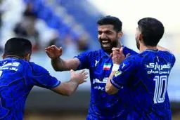  گل گهر 3- سپاهان 1: صدرنشین را کُشتند!