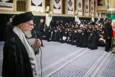 رهبر انقلاب