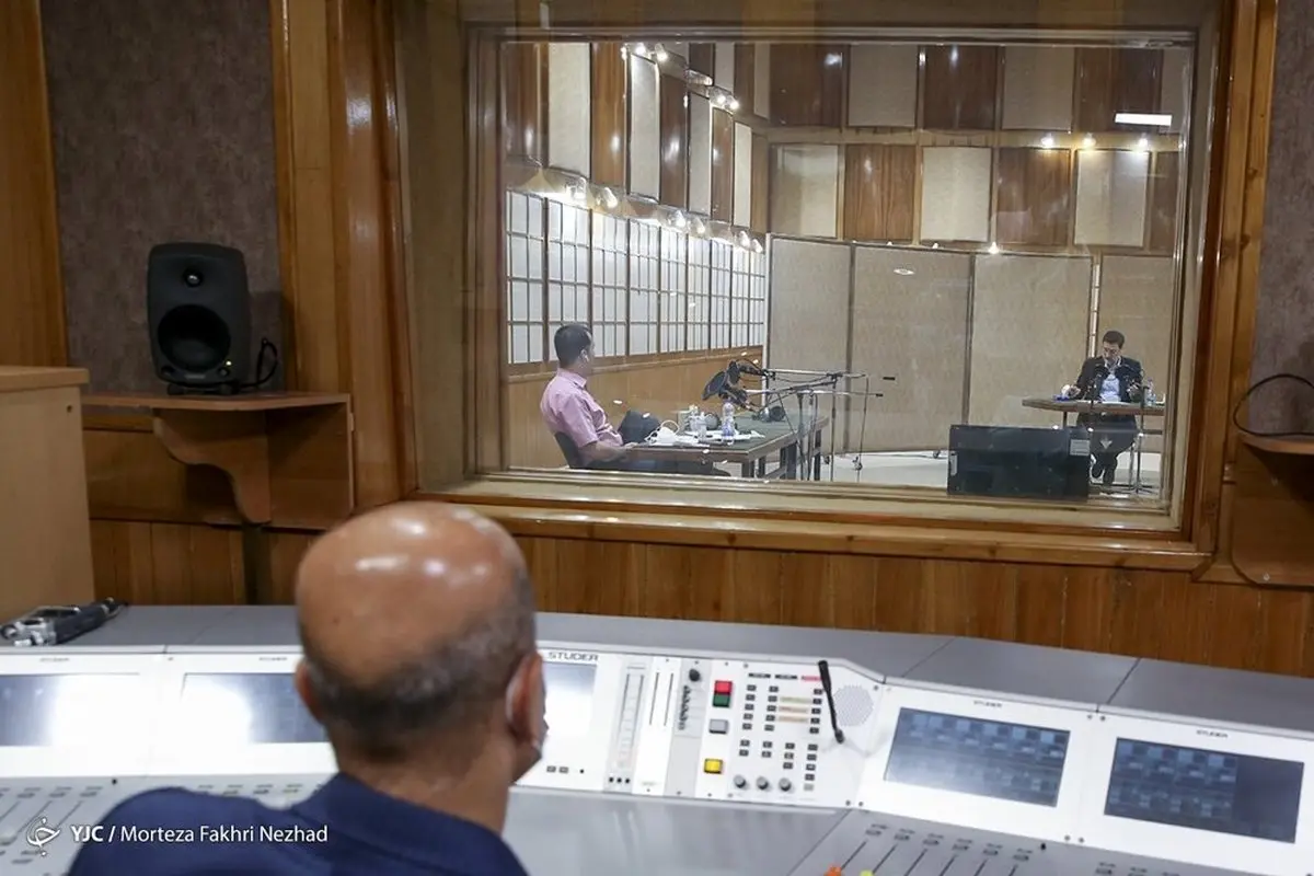 صداوسیما به هر کاندیدا یک استودیو داد