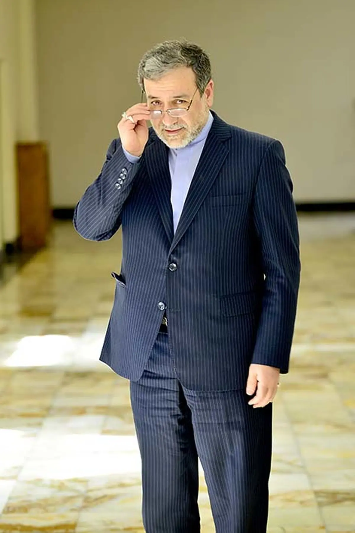 پشت پرده انتقادات ادامه‌دار از عراقچی