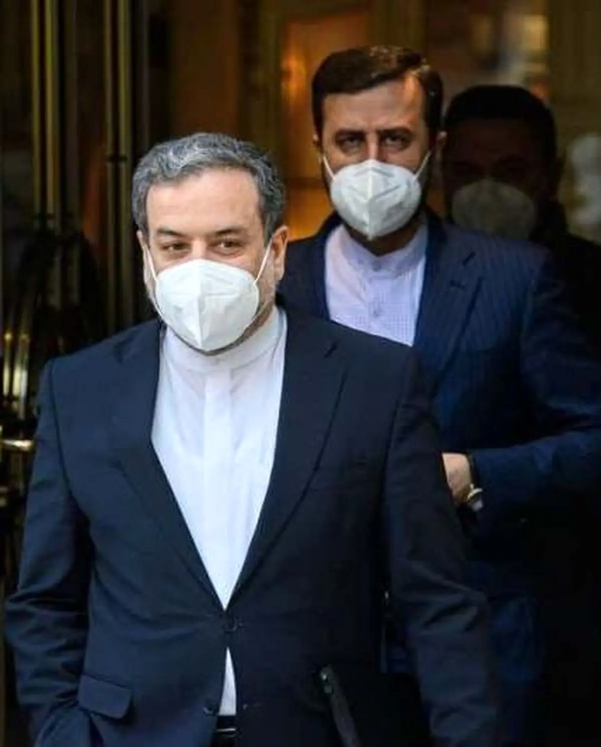 سیگنال‌های منفی از داخل و خارج