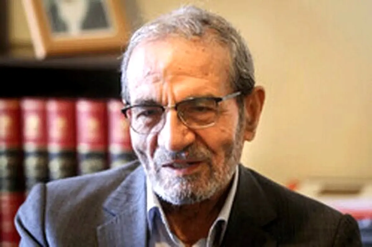 قانون اساسی ایران به تغییر احتیاج دارد!
