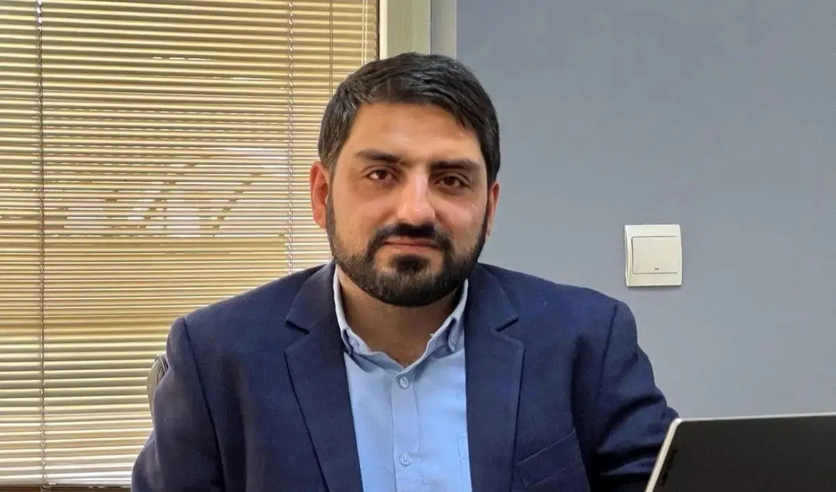 انتقاد مدیر مسئول نامه‌نیوز از متهم کردن رسانه‌ها | جامعه امروز از شعار و بازی با الفاظ خسته است