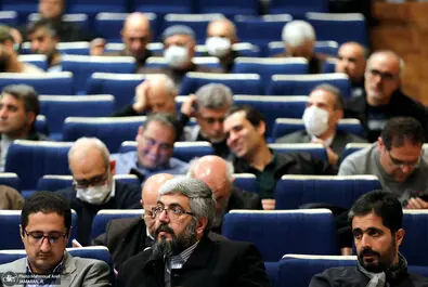 حجتی کرمانی
