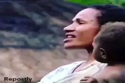 احوالپرسی باورنکردنی در یکی از قبایل آفریقا +فیلم