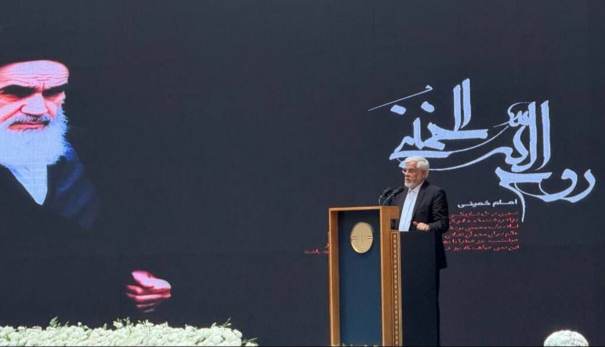 عارف: زمان آن رسیده که به ناشناخته ها و ناگفته های امام بپردازیم