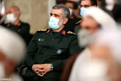 رهبر انقلاب سران