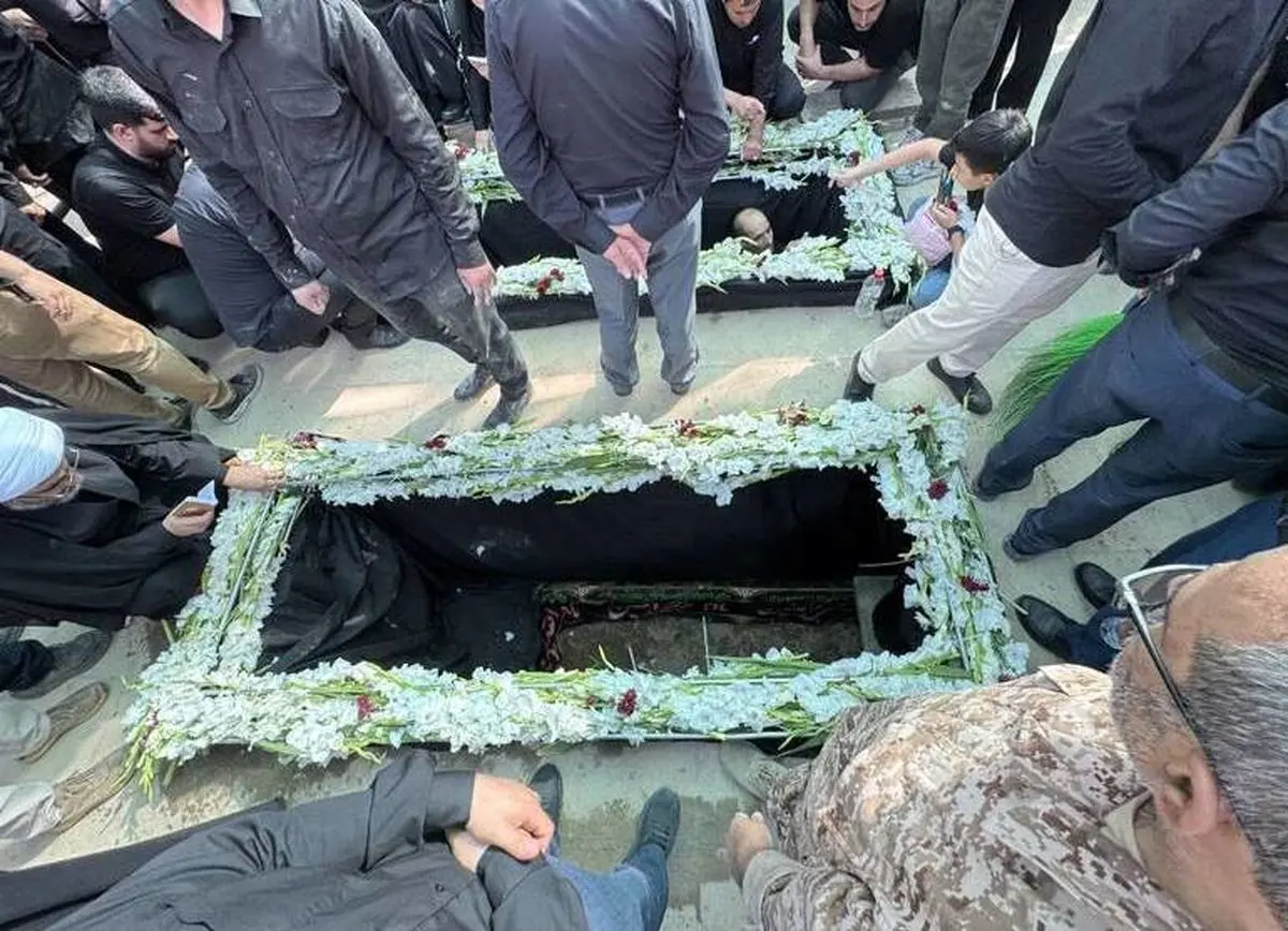 آیین تشییع و خاکسپاری و وداع با سرداران شهید ایران