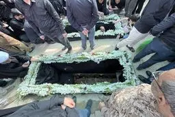  آیین تشییع و خاکسپاری و وداع با سرداران شهید ایران