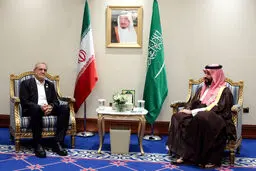 در دیدار پزشکیان و بن سلمان چه گذشت؟