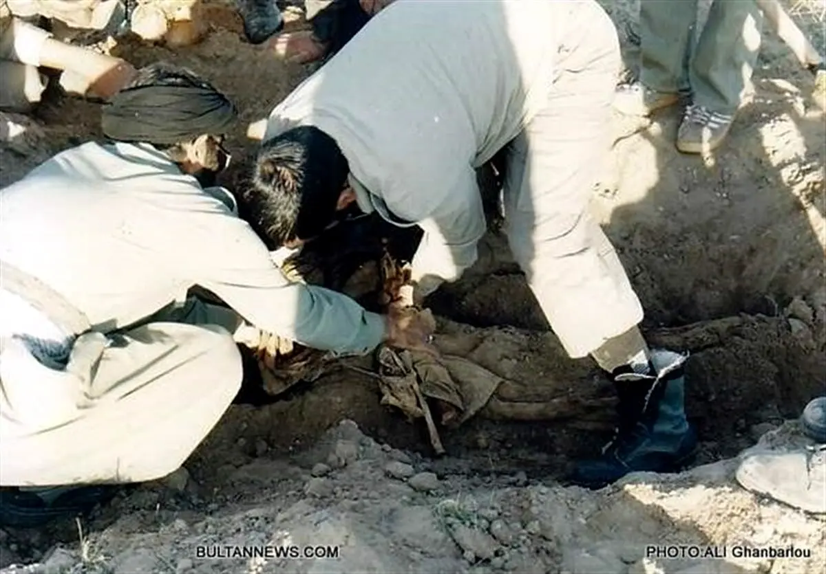 بازگشت پیکر قهرمان ملی؛شهیدی با دست و پای بسته پس از ۴۴ سال 