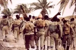 ارتباط صمیمانه شهید بروجردی و شهید متوسلیان در فیلم غریب