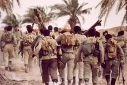 ارتباط صمیمانه شهید بروجردی و شهید متوسلیان در فیلم غریب