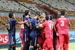 تصاویر جنجالی از دعوای بازیکنان فولاد و گل گهر