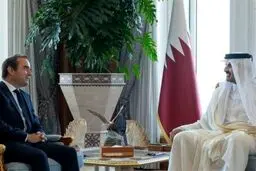 گفت‌وگوی امیر قطر و وزیر دفاع فرانسه درباره همکاری‌های نظامی