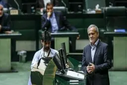 بیانیه تند نمایندگان تهران علیه پزشکیان؛ جدال سیاسی بالا گرفت!