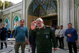 تصاویر مراسم گرامیداشت شهدای کنسولگری ایران 