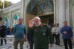 تصاویر مراسم گرامیداشت شهدای کنسولگری ایران 