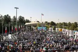 تصاویر اجتماع بزرگ دانش آموزی هم عهدی با شهدا‎
