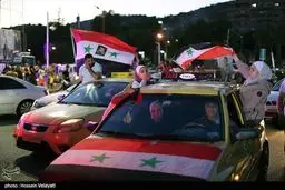 تصاویر جشن و پایکوبی مردم سوریه بعد از پیروزی بشاراسد