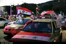 تصاویر جشن و پایکوبی مردم سوریه بعد از پیروزی بشاراسد