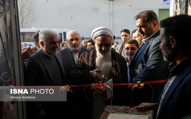 تصاویر افتتاح دوچرخه سازی زندانیان قزلحصار